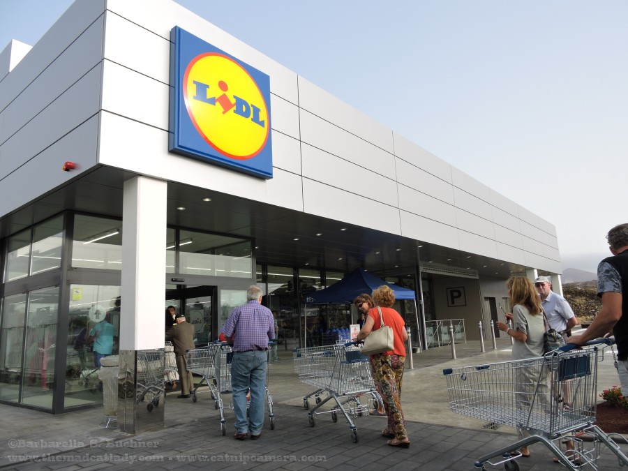 Lidl Opens New Store In Puerto del Carmen, Lanzarote | The Mad Cat Lady